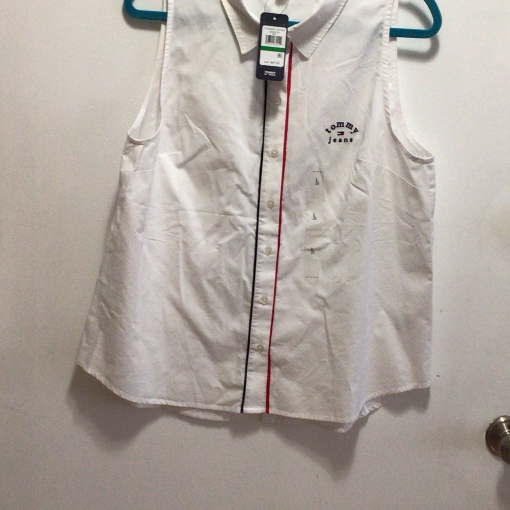 Tommy Hilfiger White Sleeveless Button Down Shirt